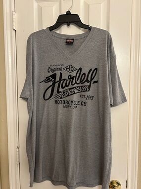 Harley-Davidson Gray Short Sleeve V-Neck Tee with Black Logo